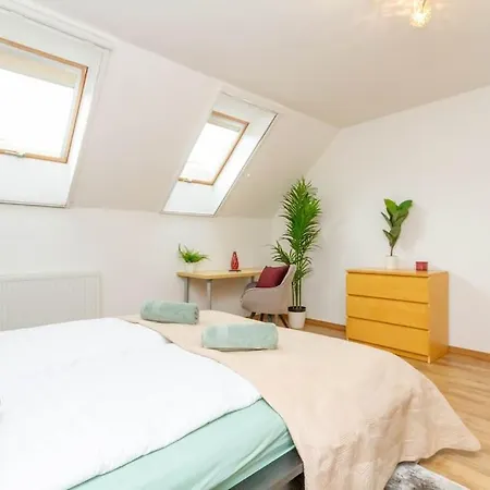 Apartament Family Lux Lounge In Voeroesmarty Street By Nw Budapeszt